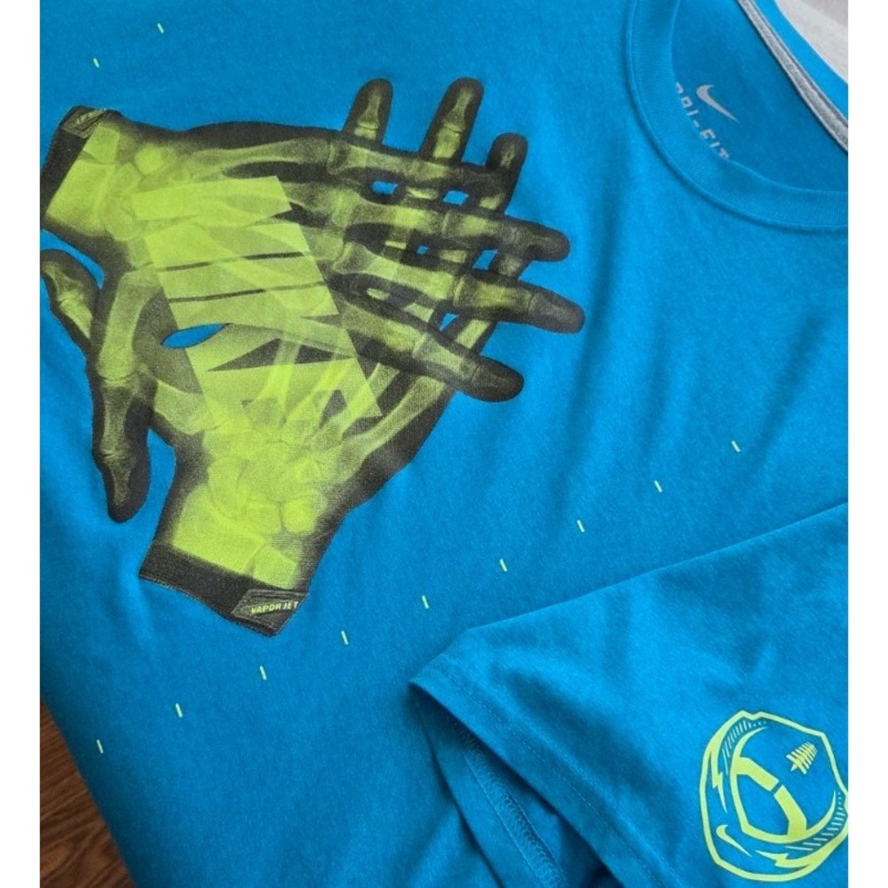 NIKE DRI FIT MENS X RAY FOOTBALL HANDS SHORT SLEEVE T SHIRT SIZE LARGE